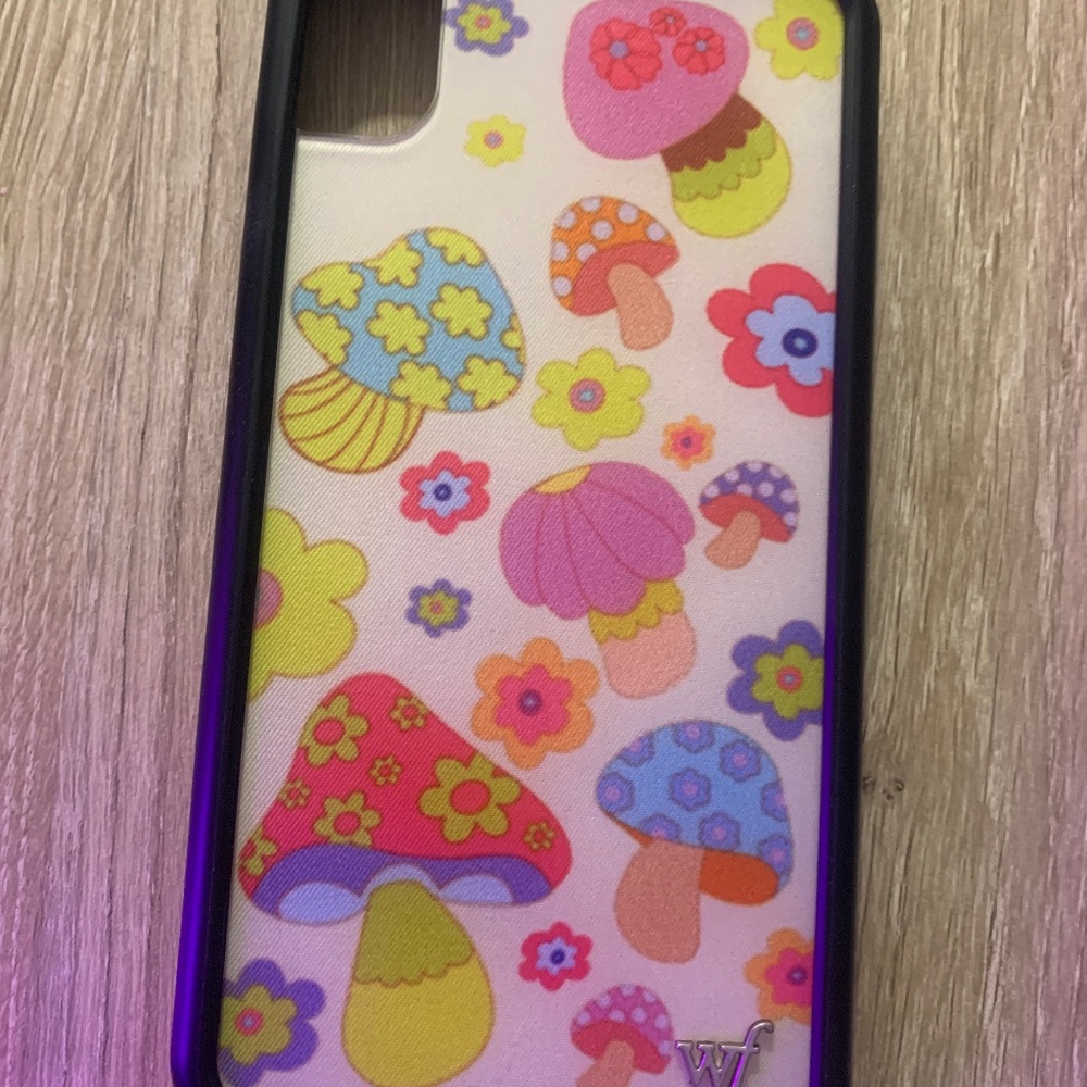 Wildflower Groovy Shroom iPhone XR case